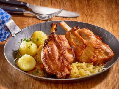 Deutsche Mini-Schweinehaxen, flüssig gewürzt, gegart, ca. 180 g,