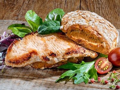 Lachssteak vom Schwein, gebraten,